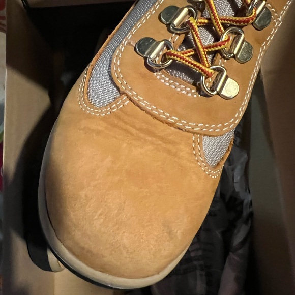 Juniors size 4 Timberland wheat nubuck - Picture 5 of 5